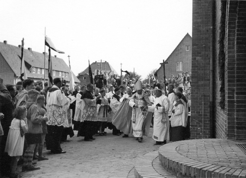 1955e Konsekration 02